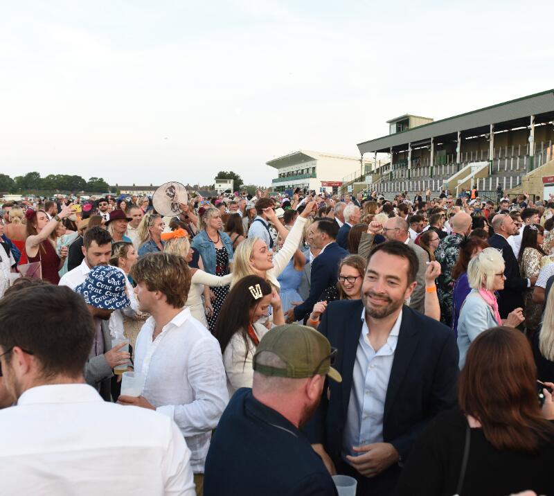stag do great yarmouth races